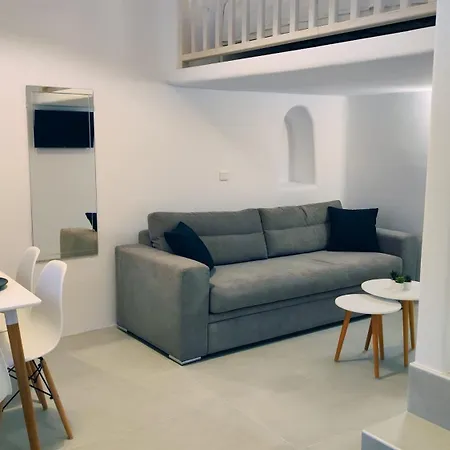 Rania's Mykonos Town